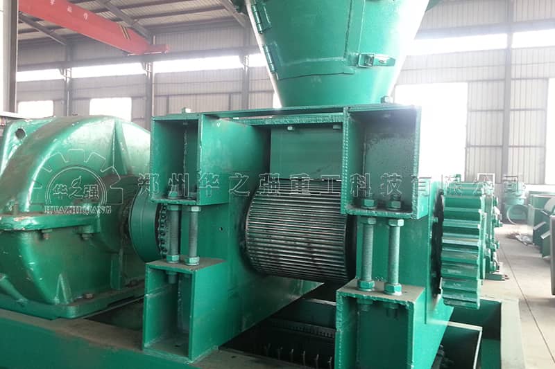 日常維護(hù)保養(yǎng)有機(jī)肥造粒機(jī)的方法 日常維護(hù)保養(yǎng)有機(jī)肥造粒機(jī)的方法