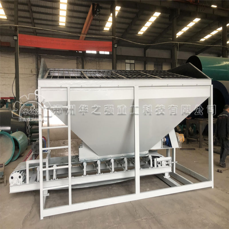 實(shí)拍華之強(qiáng)鏟車料倉